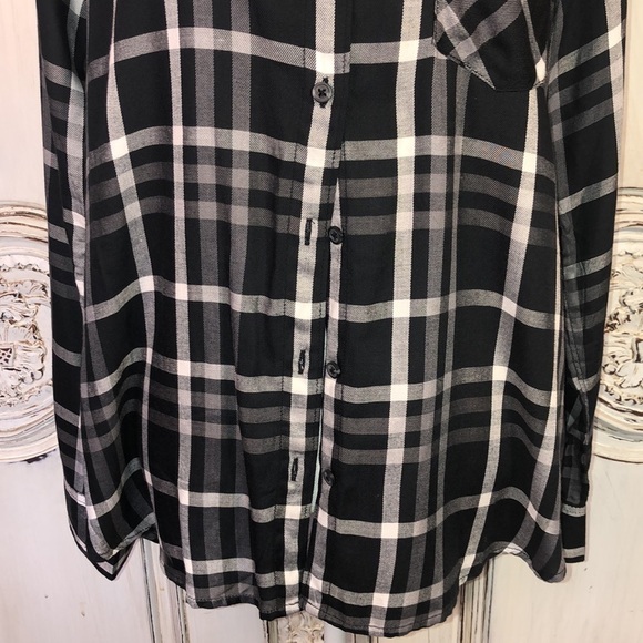 Woolrich Black and White Plaid Long Sleeve Button Down Size Large - Picture 5 of 12